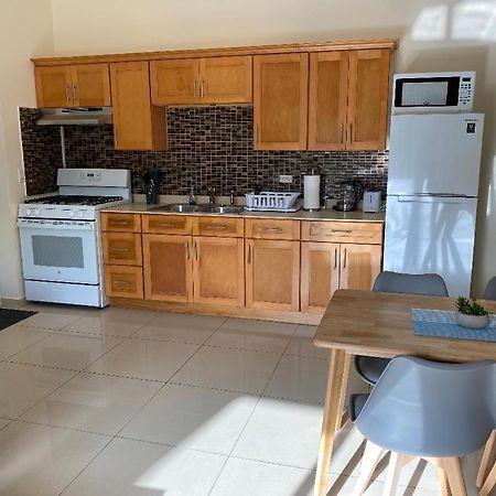 Lovely 2 Bedroom Apartment In Quiet Neighborhood! Philipsburg  Luaran gambar