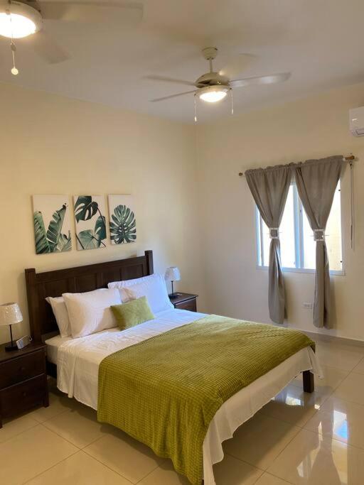 Lovely 2 Bedroom Apartment In Quiet Neighborhood! Philipsburg  Luaran gambar